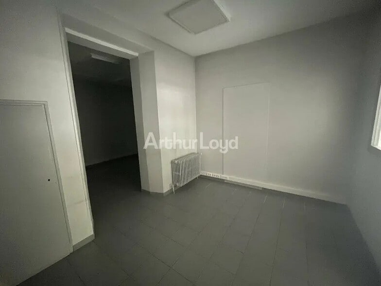 Office in Épernay for lease - Interior Photo - Image 3 of 4