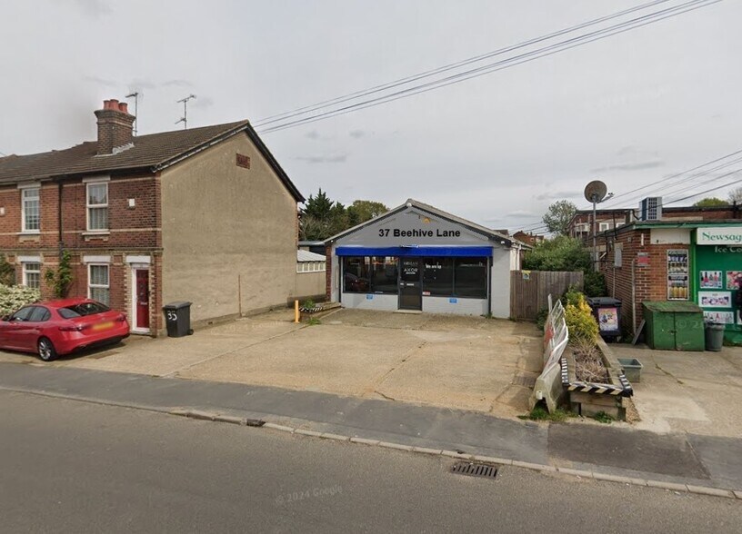 37 Beehive Ln, Chelmsford for sale - Building Photo - Image 1 of 1