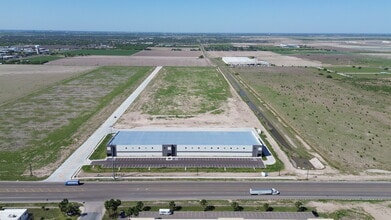 890 Military Highway, Pharr, TX for lease Building Photo- Image 2 of 9