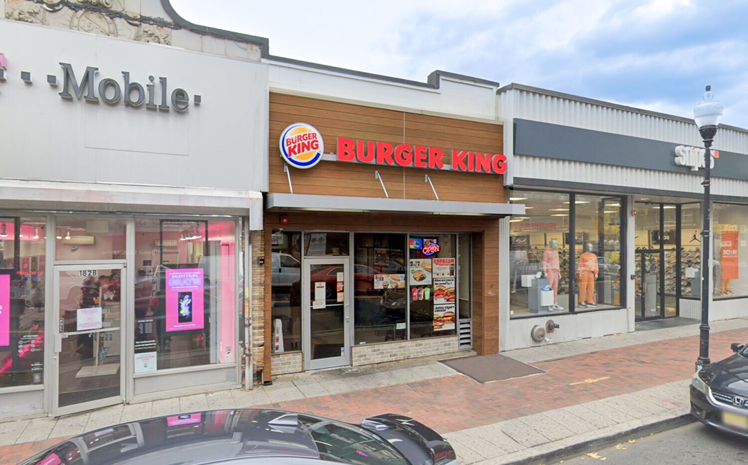 182 Smith St, Perth Amboy, NJ 08861