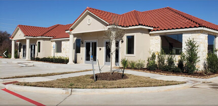 7070 Knights Ct, Missouri City, TX for lease Building Photo- Image 1 of 8