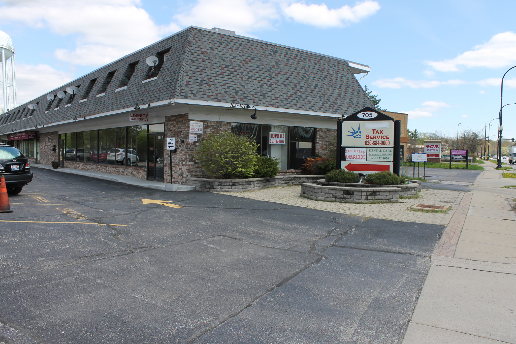 705-707 E State St, Geneva, IL 60134 - Office for Lease | LoopNet