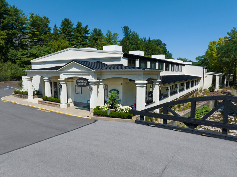 1580 McLaughlin Run Rd, Upper Saint Clair, PA for lease - Building Photo - Image 1 of 10