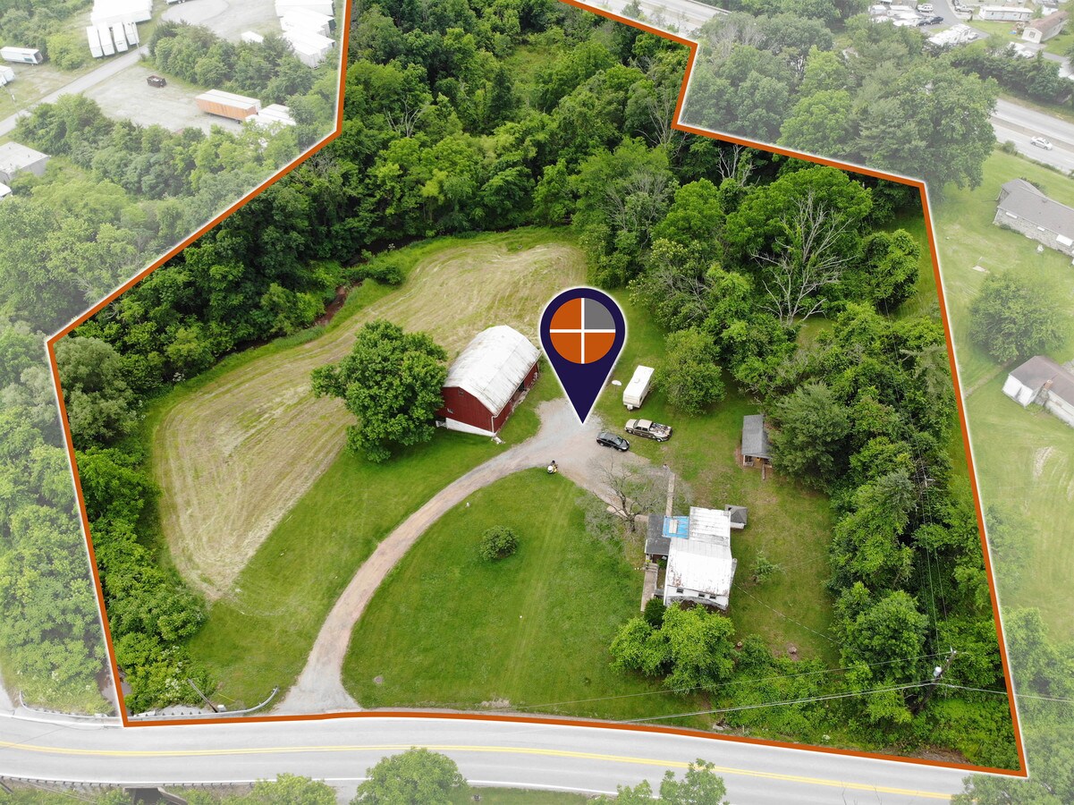 205 Locust Point Rd, York, PA 17406