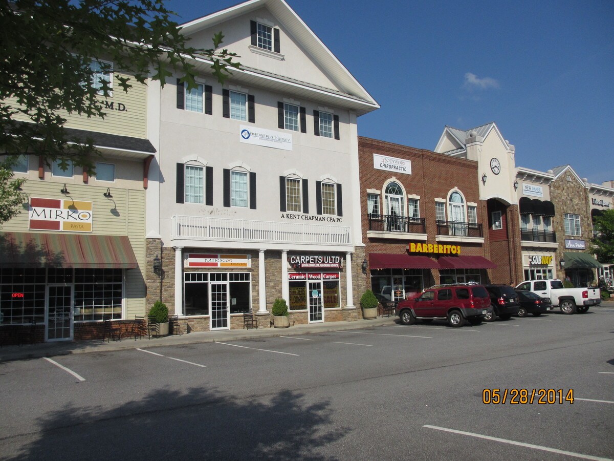 2 S Main St, Watkinsville, GA 30677 Watkinsville Town Center