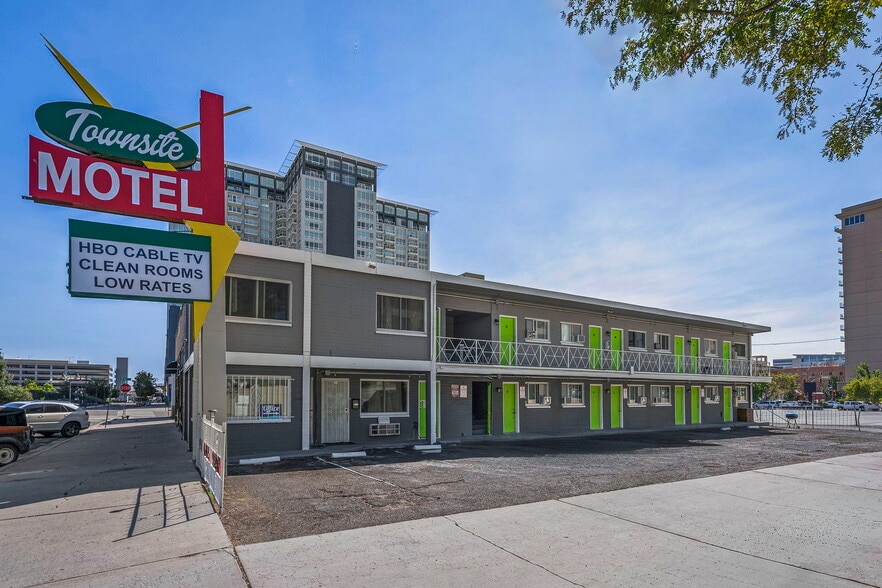 250 W Commercial Row, Reno, NV for sale - Building Photo - Image 3 of 9