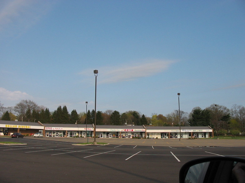 2800 Maple Ave, Zanesville, OH for lease - Building Photo - Image 2 of 2