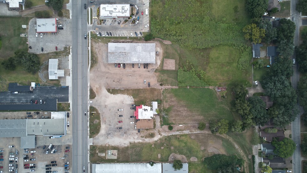 1411 N Fulton St, Wharton, TX for sale - Aerial - Image 2 of 25