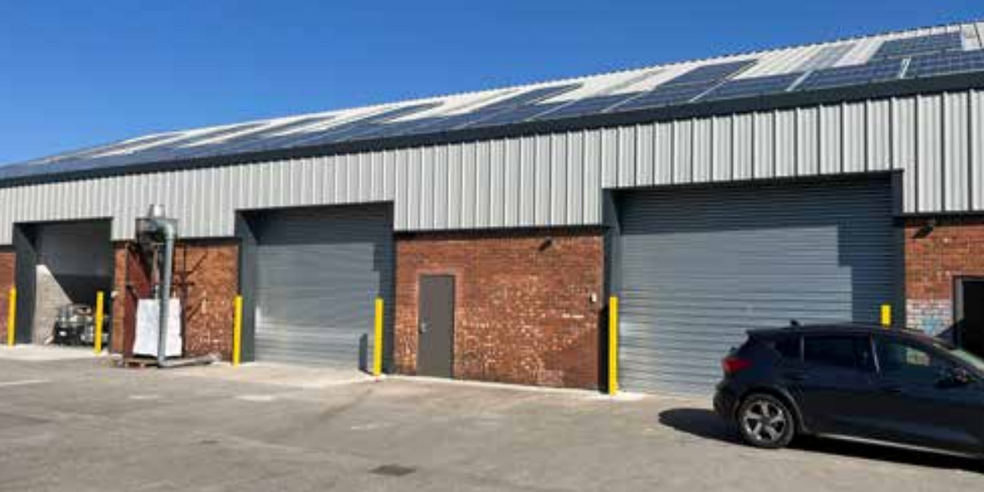 6 Wakefield Rd, Bootle for lease - Building Photo - Image 3 of 3
