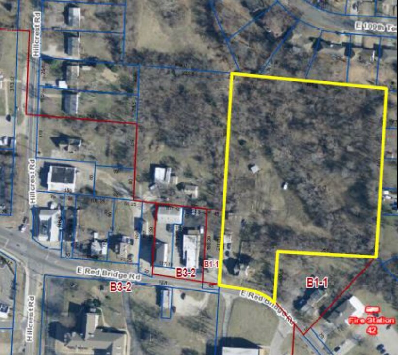 5908 E Red Bridge Rd, Kansas City, MO 64134