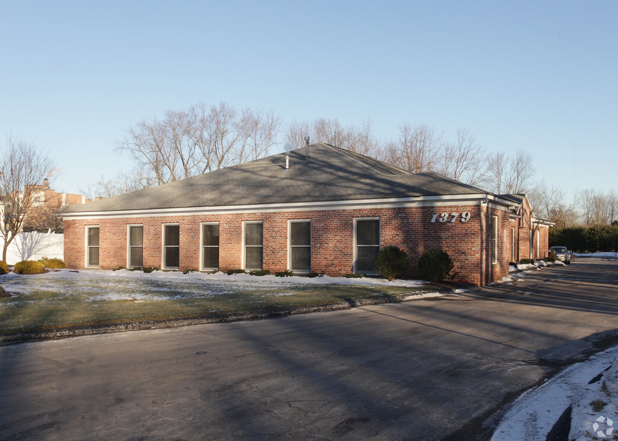 1377-1379 Enfield St, Enfield, CT for sale Primary Photo- Image 1 of 1