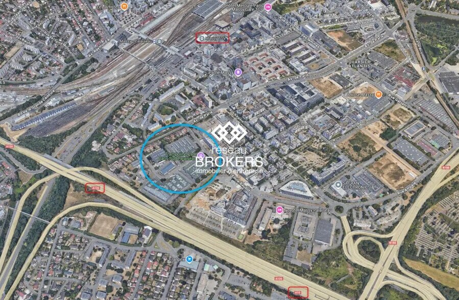 Industrial in Palaiseau for lease - Building Photo - Image 1 of 4