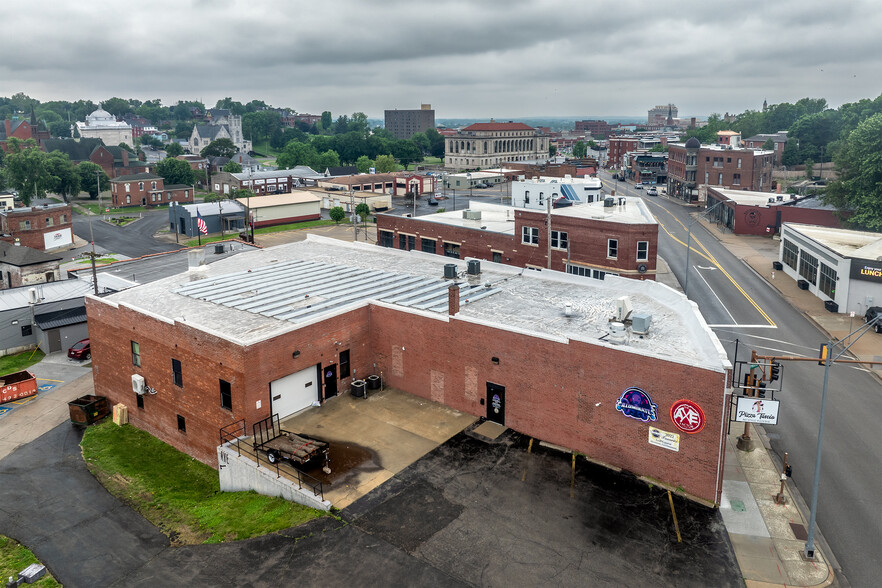 1302 Frederick Ave, Saint Joseph, MO for lease - Building Photo - Image 1 of 68