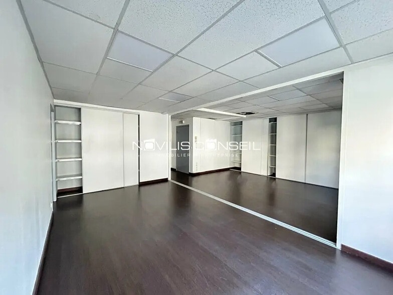 Office in Toulouse for lease - Building Photo - Image 3 of 5