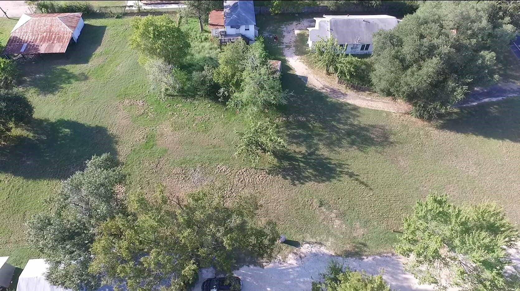 2600 S College Ave And 2511 Roundtree Dr, Bryan, TX for sale Primary Photo- Image 1 of 1