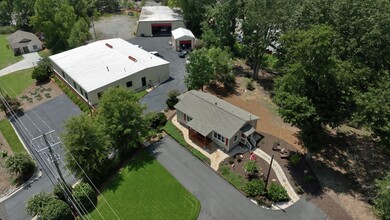 2115 Dahlonega Hwy, Cumming, GA - aerial  map view