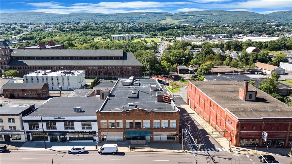 541 Wyoming Ave, Scranton, PA for lease - Building Photo - Image 2 of 55