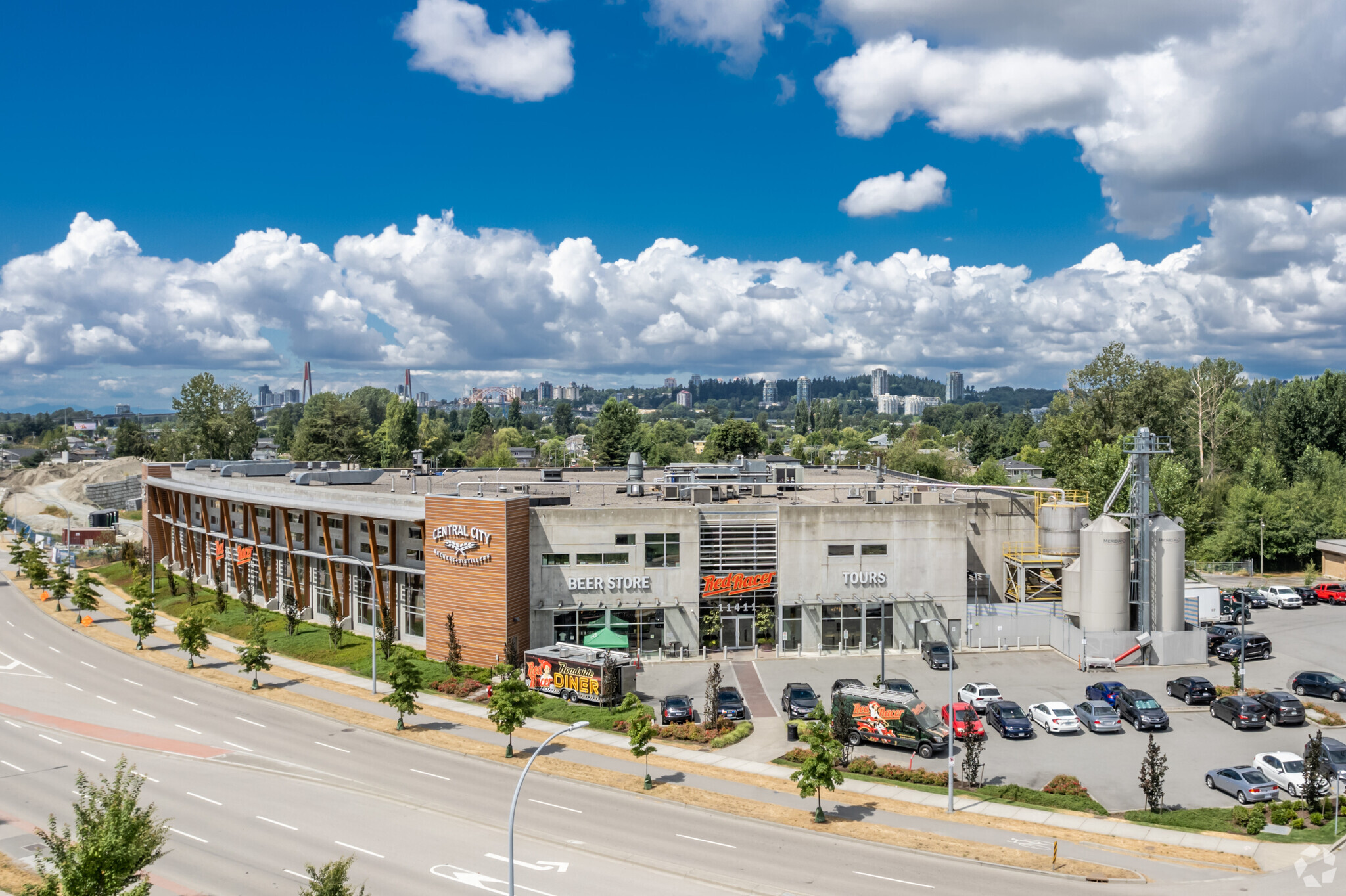 11411 Bridgeview Dr, Surrey, BC for sale Primary Photo- Image 1 of 5