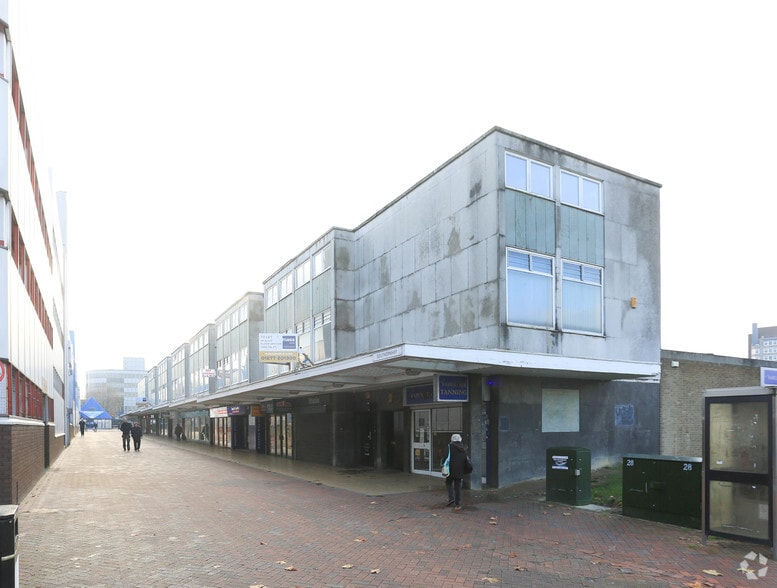 6-30 Southernhay, Basildon for lease - Building Photo - Image 2 of 3