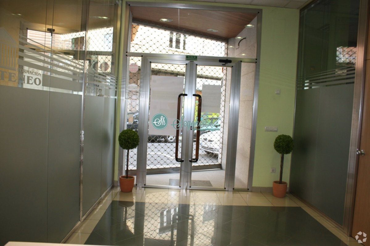 Zona Universidad, Segovia, SEG 40005 - Unit Puerta 01, Esc. 1 -  - Interior Photo - Image 1 of 8