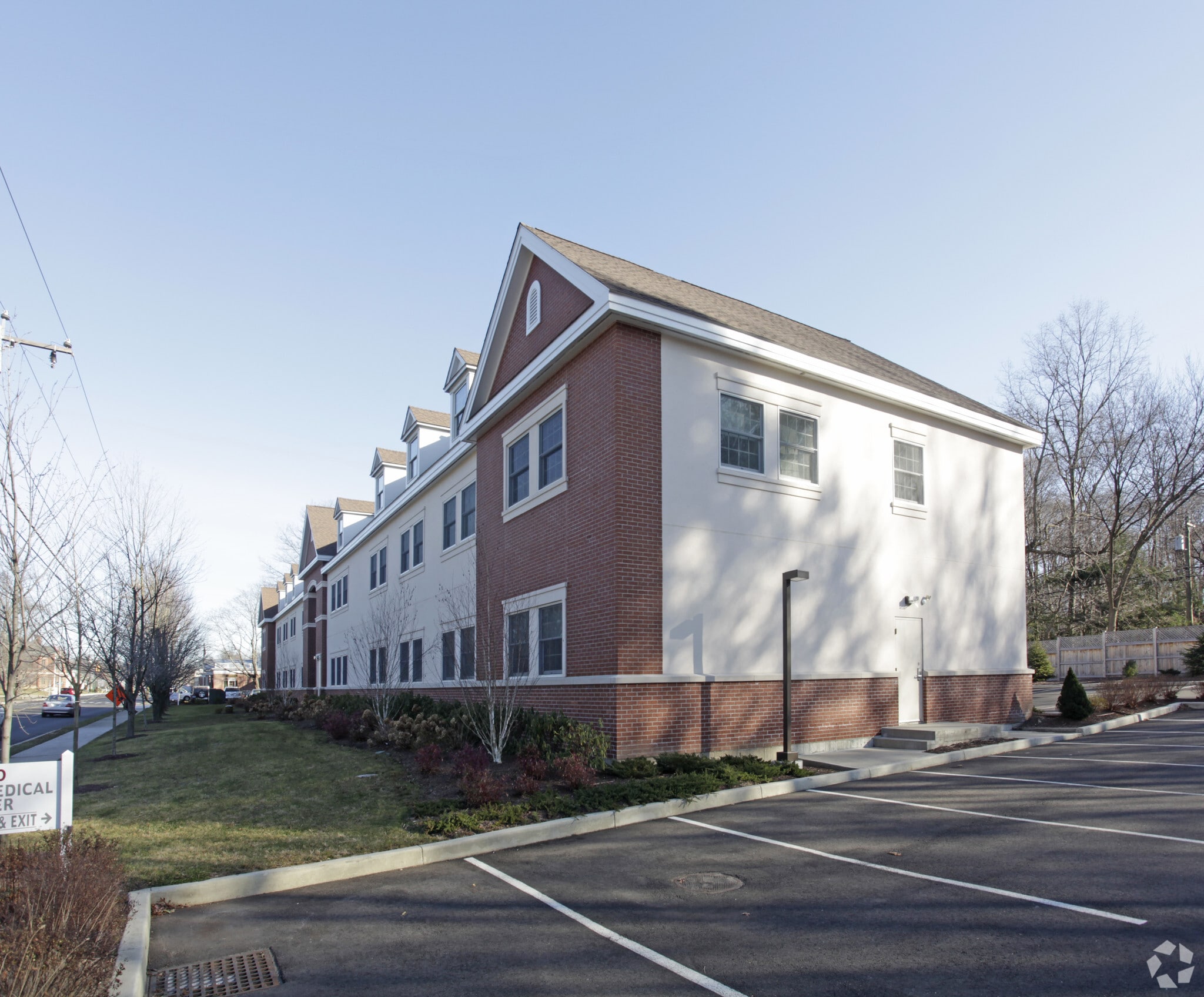 1500 Boston Post Rd, Darien, CT for sale Primary Photo- Image 1 of 1