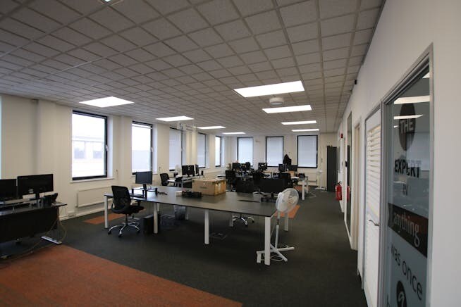 2 Stinsford Rd, Poole for lease Interior Photo- Image 1 of 3