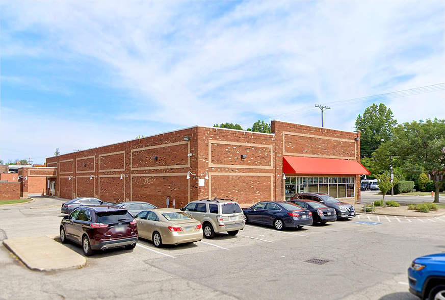 2590 Noble Rd, Cleveland Heights, OH for lease - Building Photo - Image 1 of 13