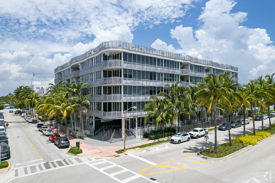 2100 Park Ave, Miami Beach, FL for sale - Primary Photo - Image 1 of 1