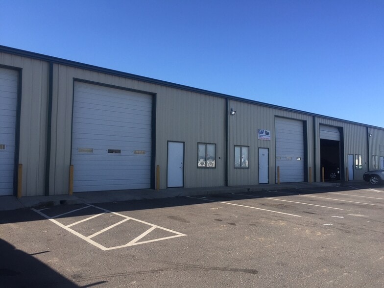8085 Oneida St, Commerce City, CO for lease - Building Photo - Image 1 of 21