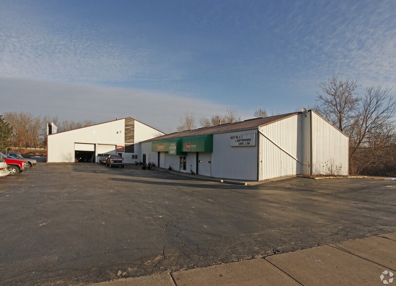 5040 Jackson Rd, Ann Arbor, MI 48103