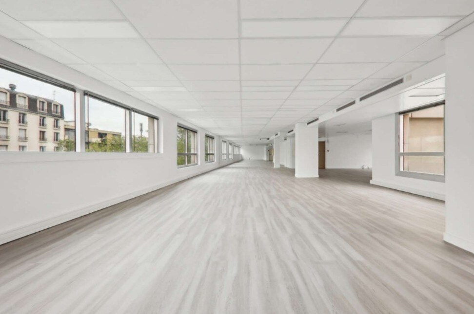Vente Bureaux 135 m² - Photo 1