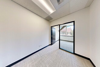 676 Woodland Square Loop SE, Lacey, WA for lease Interior Photo- Image 1 of 5
