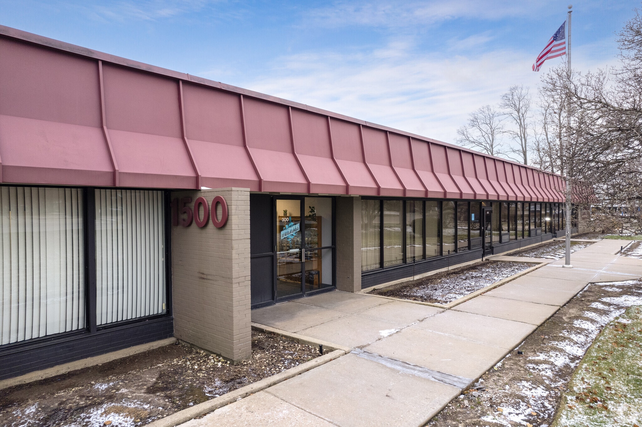 1500 Hicks Rd, Rolling Meadows, IL for lease Building Photo- Image 1 of 8