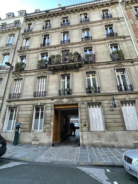 39 Rue De Liège, Paris for lease - Building Photo - Image 2 of 8