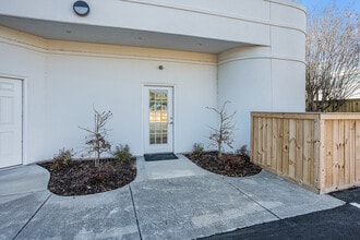 1915 Old Trolley Rd, Summerville, SC for lease Building Photo- Image 1 of 11