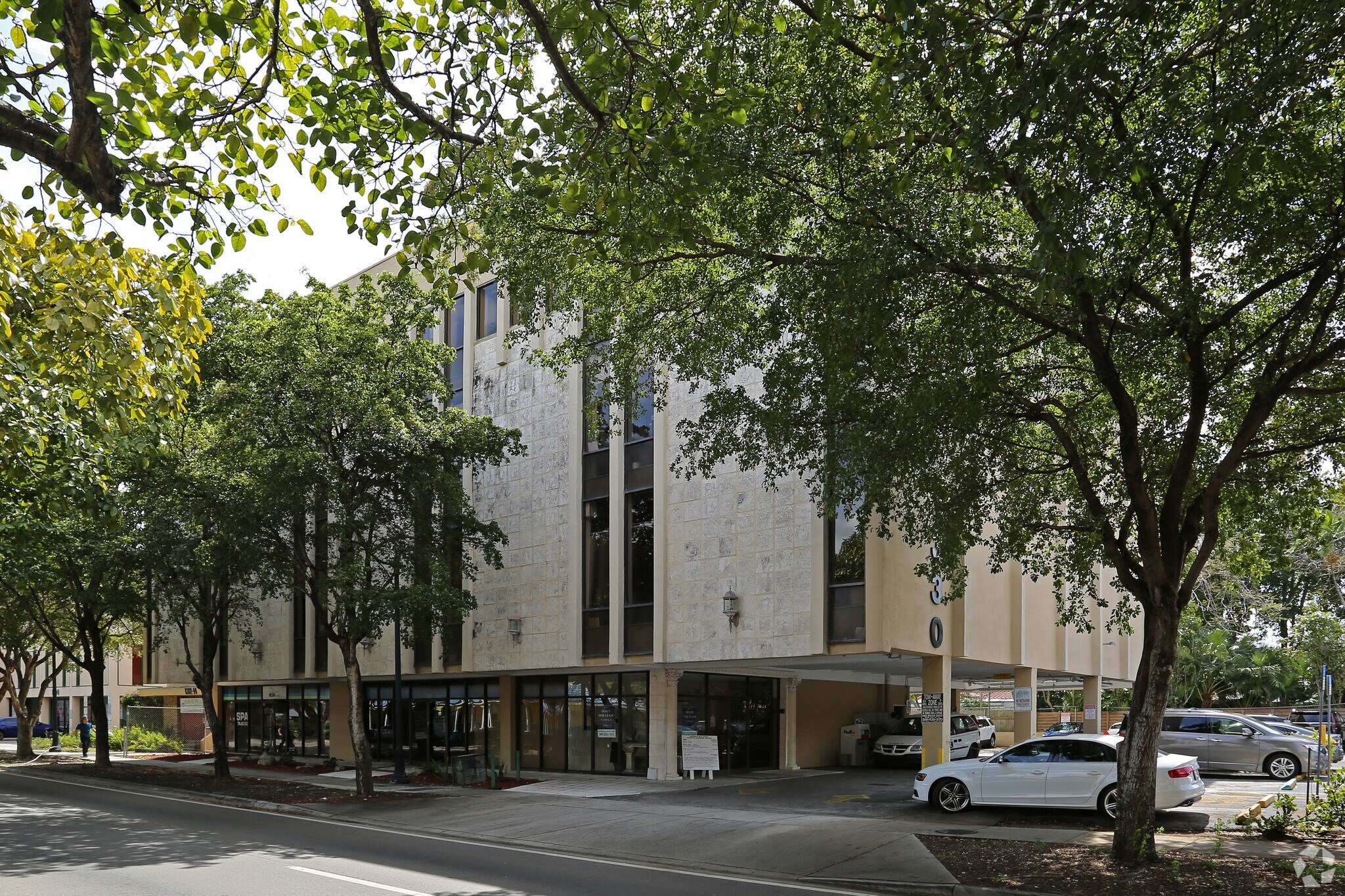 1330 Coral Way, Miami, FL for sale Primary Photo- Image 1 of 1