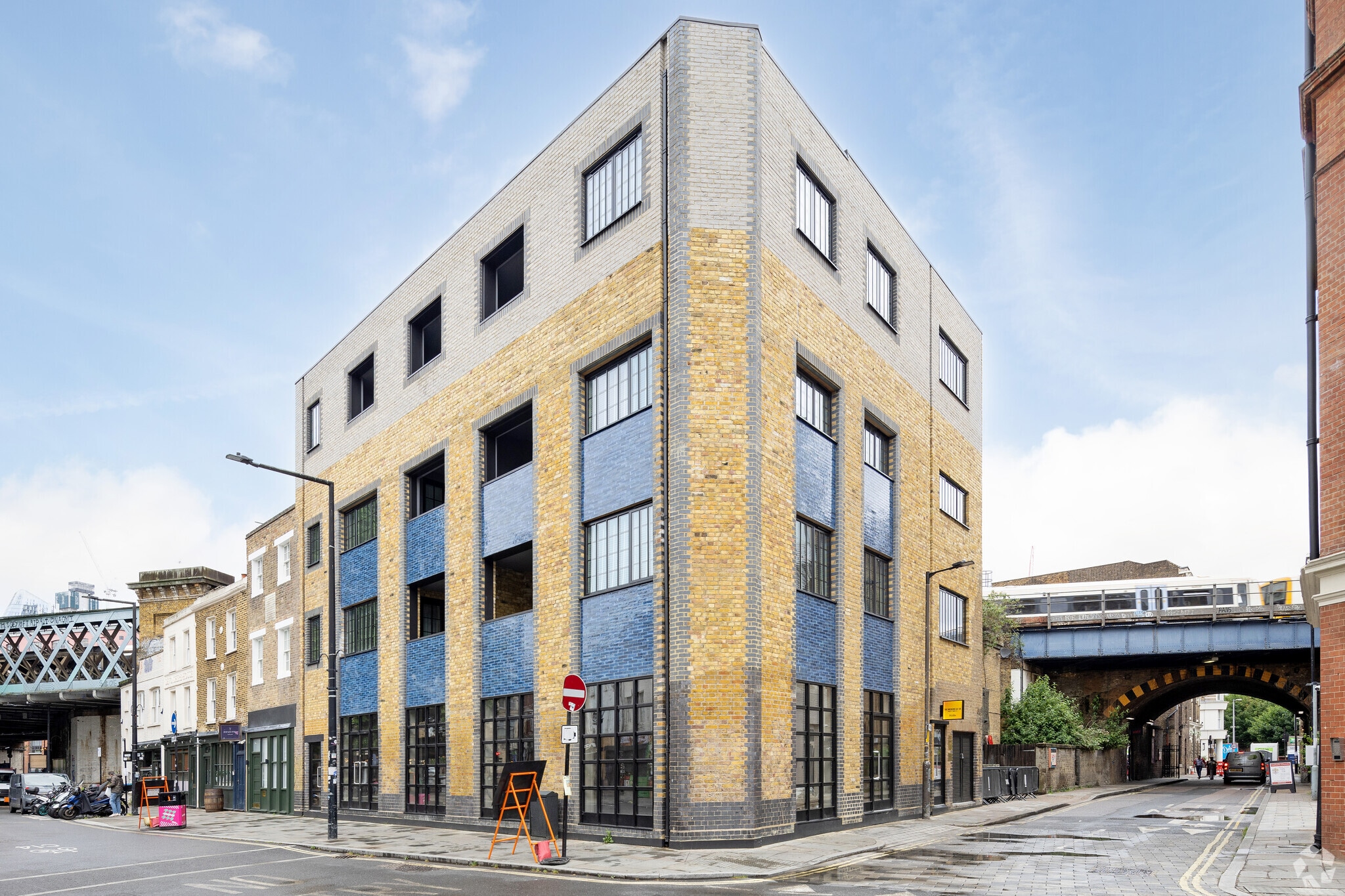 54-58 Union St, London for sale Primary Photo- Image 1 of 1