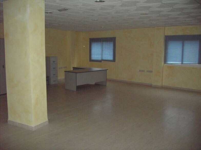 Office in Almería, Almería for lease - Building Photo - Image 2 of 5