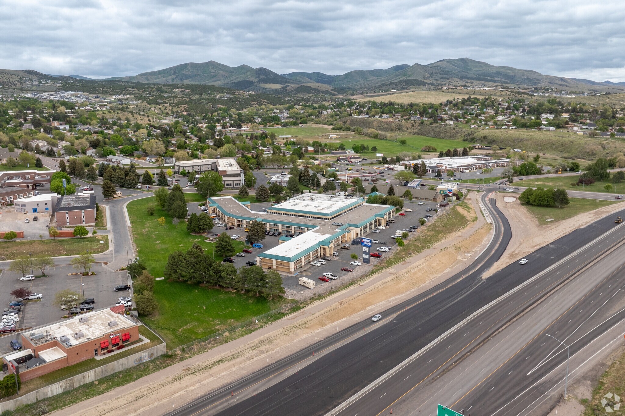 1399 Bench Rd, Pocatello, ID for sale Primary Photo- Image 1 of 1