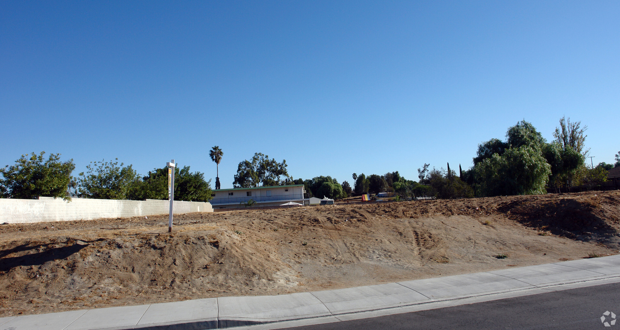 Tyler St, Riverside, CA for sale Primary Photo- Image 1 of 1