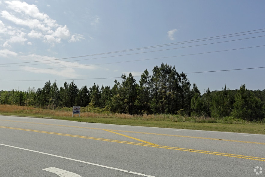 6000 Rogers Rd, Rolesville, NC 27571