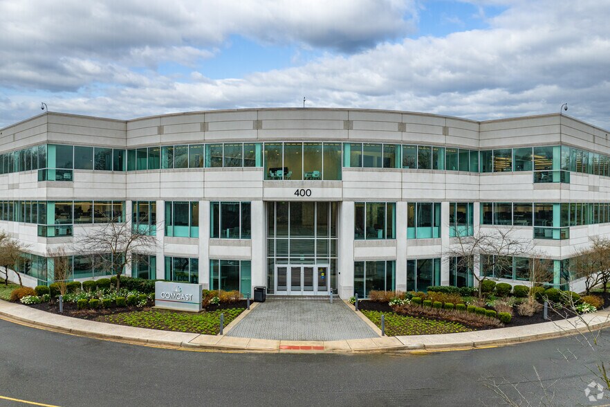 400 Commerce Dr, Newark, DE for lease - Building Photo - Image 2 of 5