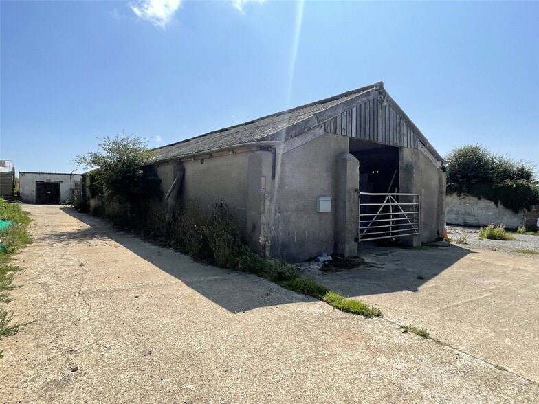A39 Hartland, Hartland for sale - Building Photo - Image 1 of 8