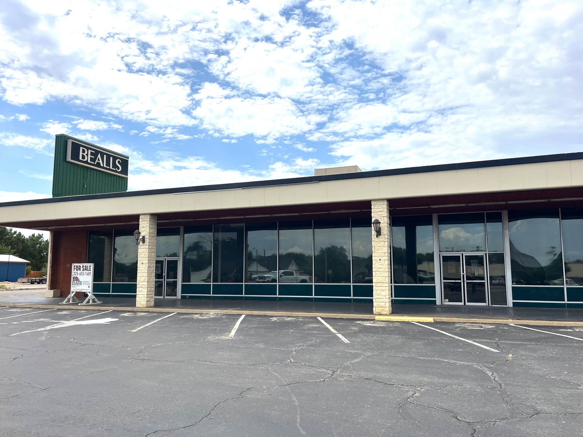 2230 W Beauregard Ave, San Angelo, TX for sale Building Photo- Image 1 of 15