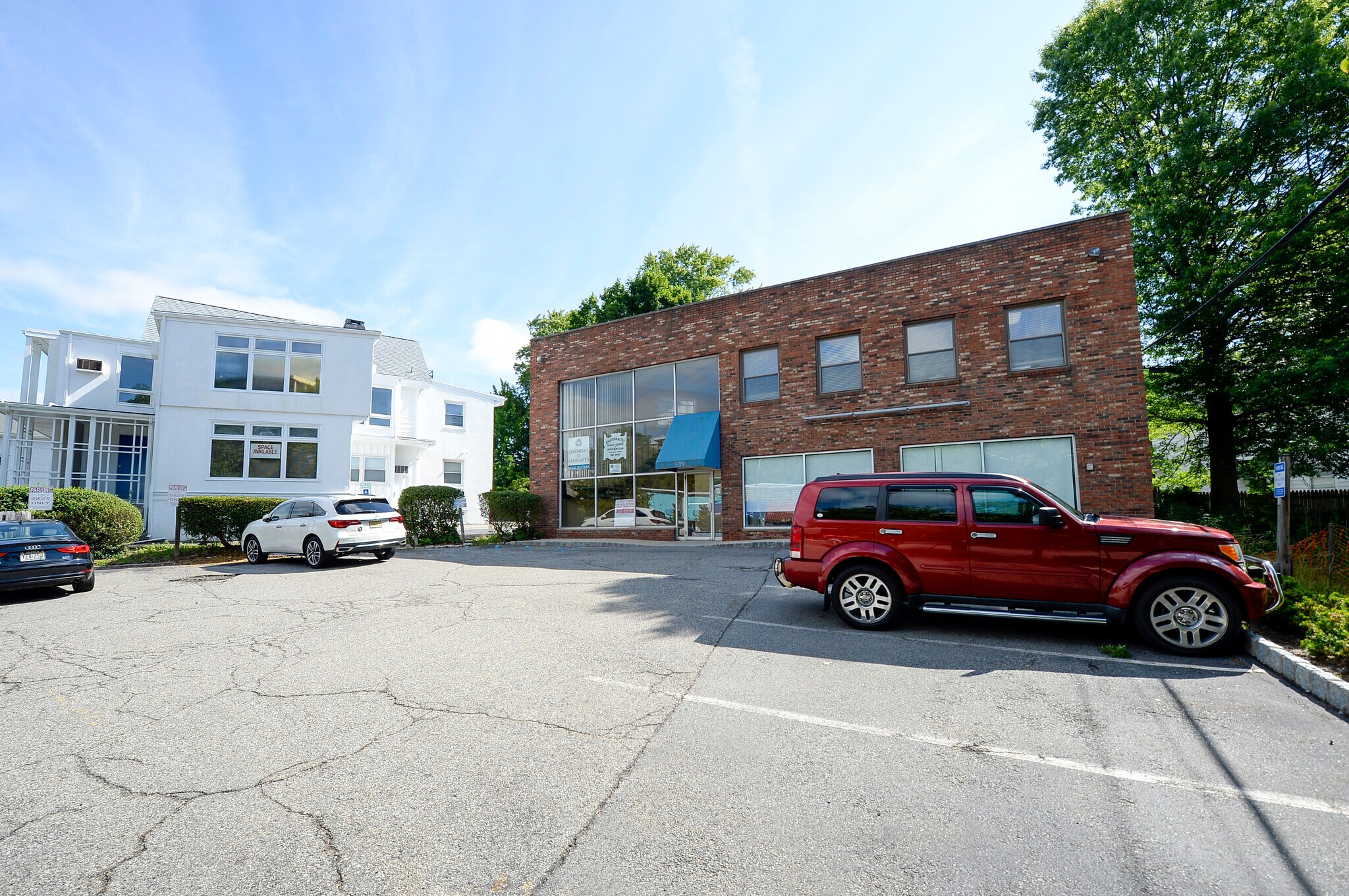 539 Valley Rd, Montclair, NJ for sale Building Photo- Image 1 of 1