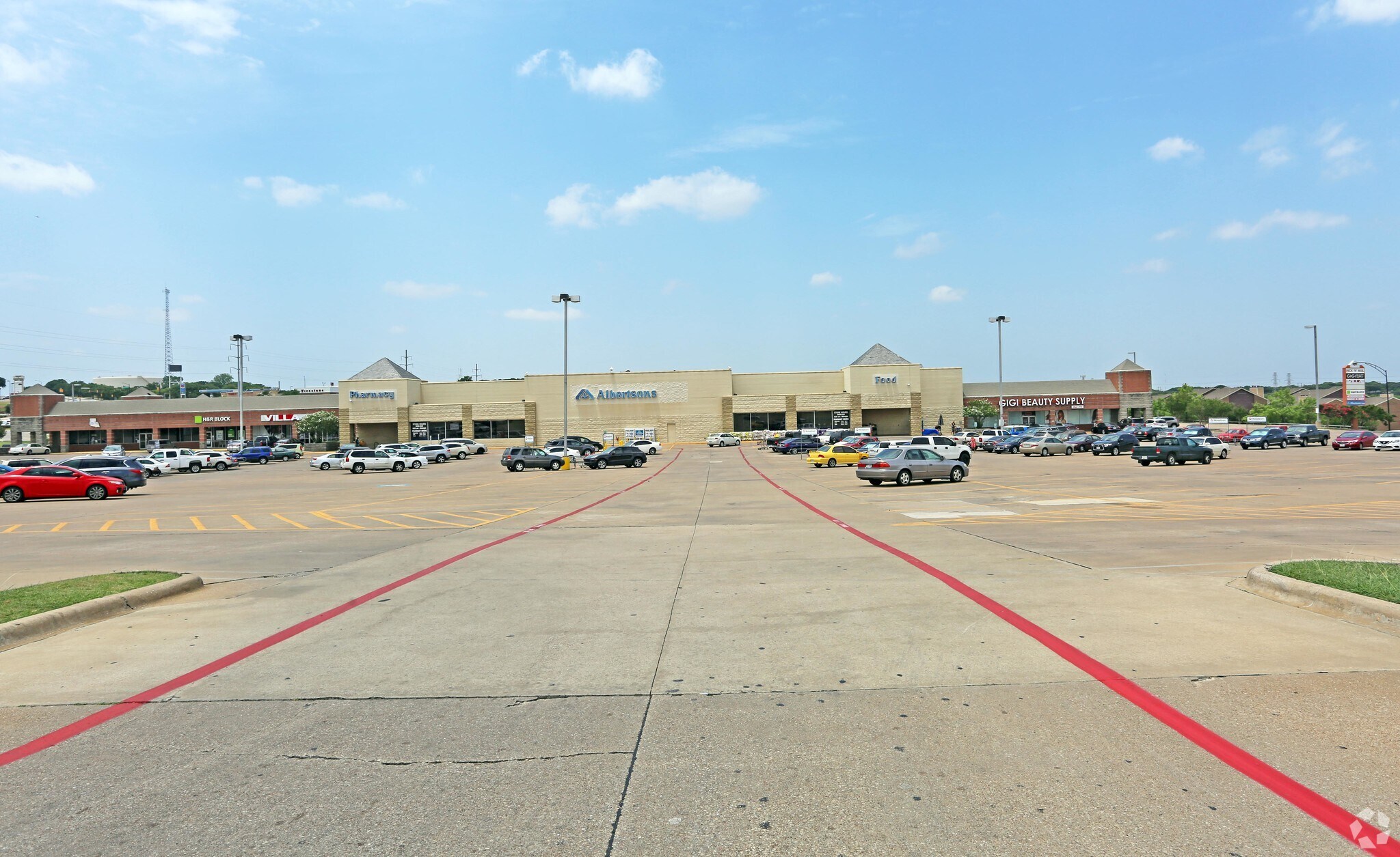 850 E Loop 820, Fort Worth, TX 76112 Retail for Sale
