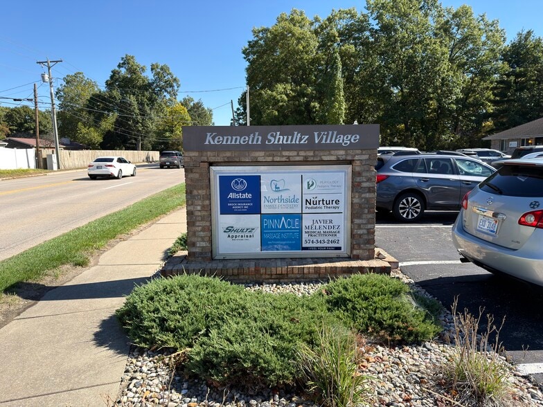 2801 Bristol St, Elkhart, IN for sale - Building Photo - Image 3 of 11