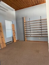 3537 Vt-100, Waterbury Center, VT for lease Interior Photo- Image 2 of 4