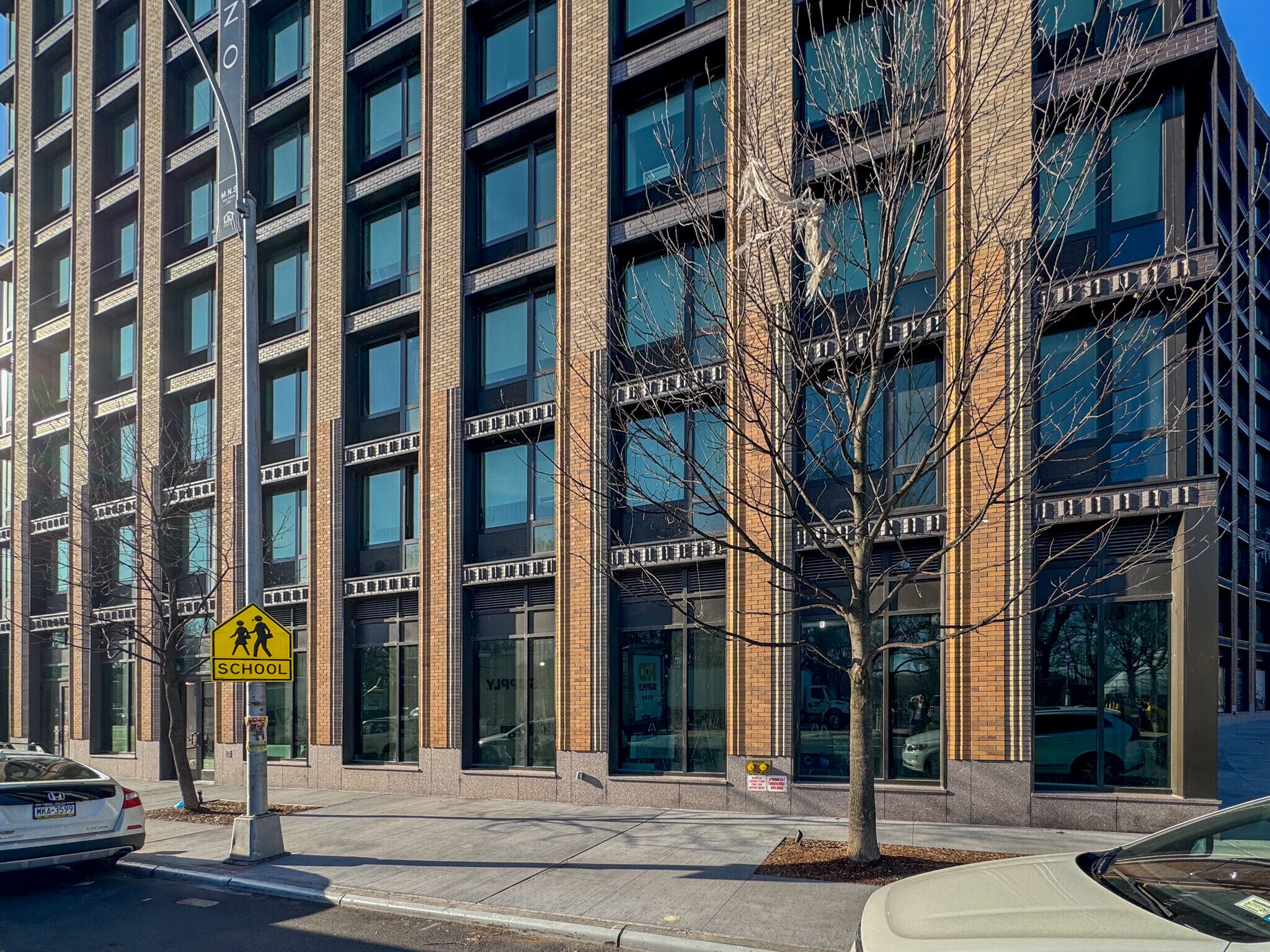 1 Park Pt, Brooklyn, NY for lease Building Photo- Image 1 of 9