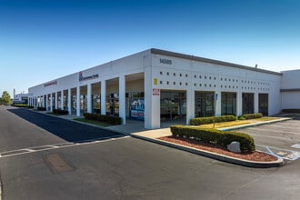 14515-14565 Valley View Ave, Santa Fe Springs, CA for lease Building Photo- Image 2 of 3